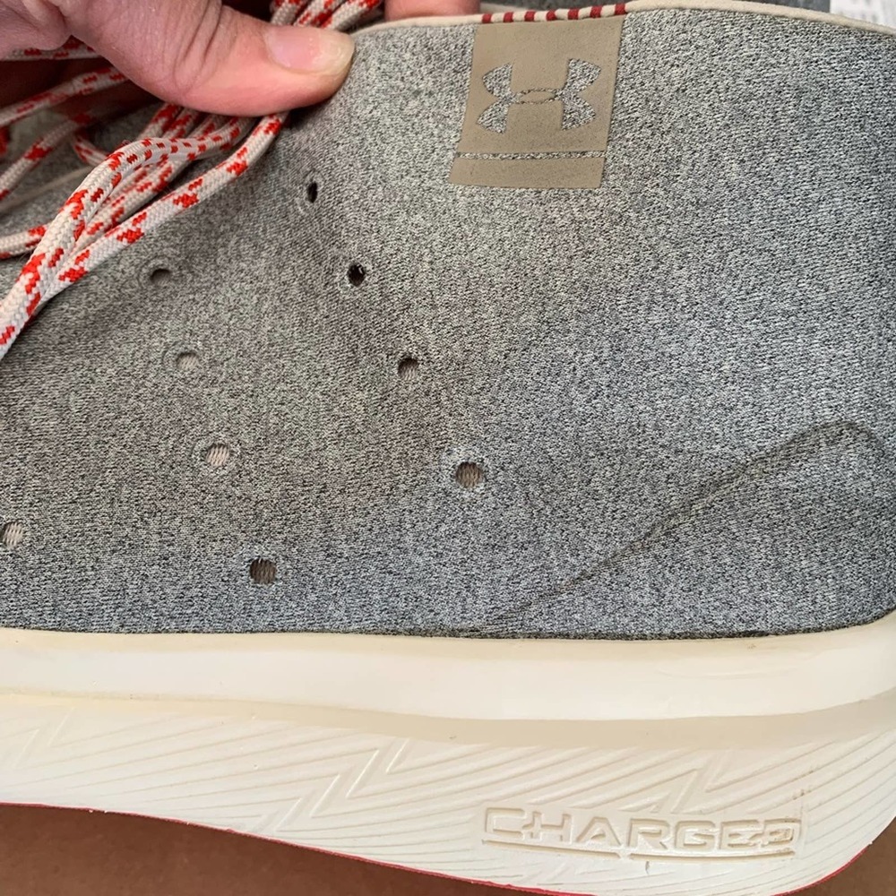 UNDER ARMOUR Men’s Charged 24/7 Mid Top Shoes. Sandstorm. Size 13 - Picture 8 of 9